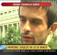 DRAMA unui tanar fara loc de munca. Umilit, cerseste ajutor in fata Guvernului VIDEO